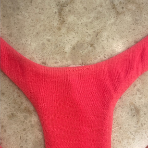 ALO Yoga Coral Tank Top - Picture 6 of 9